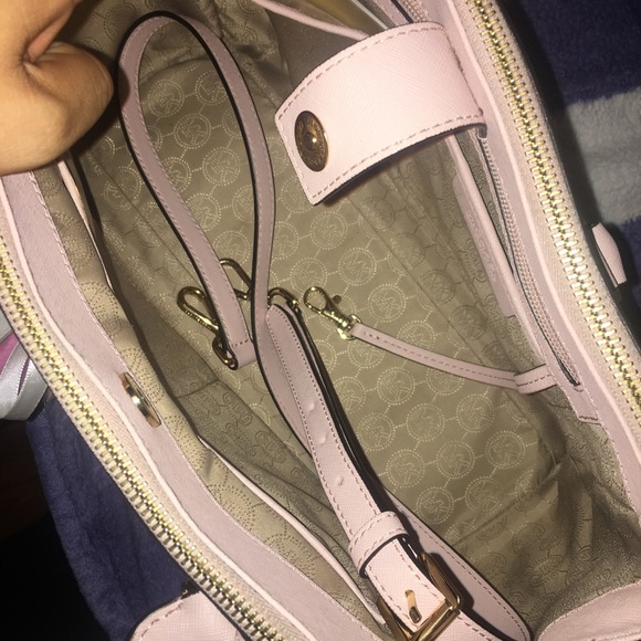 Michael Kors color block❌sold❌ - Picture 2 of 4